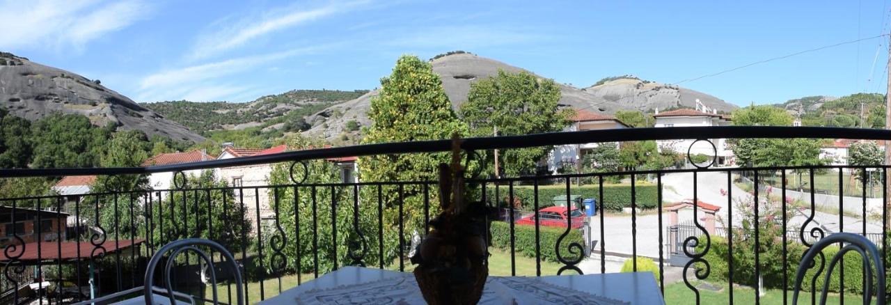 The Other Side Of Meteora With Lush Garden, Bbq & Pavillion Kalambaka Exterior foto